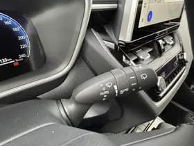 Toyota Corolla-cross thumbnail 51