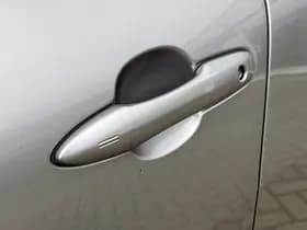 Toyota Corolla-cross thumbnail 58