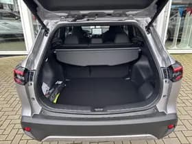 Toyota Corolla-cross thumbnail 61