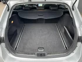 Toyota Avensis thumbnail 11