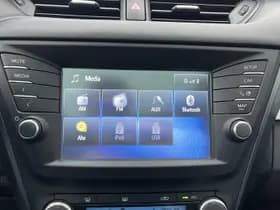 Toyota Avensis thumbnail 37