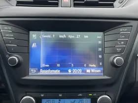 Toyota Avensis thumbnail 39