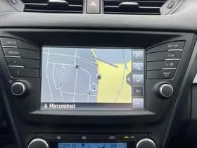 Toyota Avensis thumbnail 93