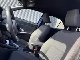 Toyota Yaris-cross thumbnail 76