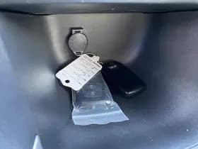 Toyota Yaris-cross thumbnail 90