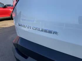 Toyota Urban-cruiser thumbnail 15