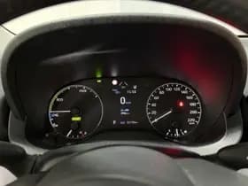 Toyota Yaris thumbnail 17