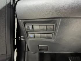 Toyota Yaris thumbnail 21