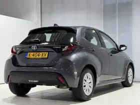 Toyota Yaris thumbnail 8