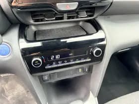 Toyota Yaris-cross thumbnail 24