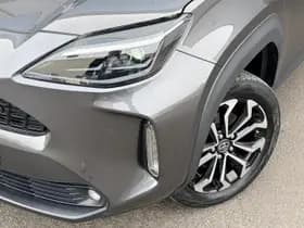 Toyota Yaris-cross thumbnail 5