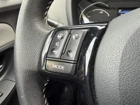 Toyota Yaris thumbnail 33