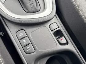 Toyota Yaris-cross thumbnail 40