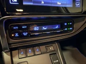 Toyota Auris thumbnail 23