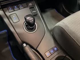 Toyota Auris thumbnail 24