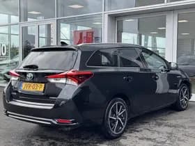 Toyota Auris thumbnail 33