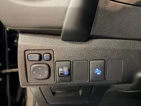 Toyota Auris thumbnail 43