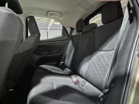 Toyota Yaris thumbnail 25