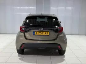 Toyota Yaris thumbnail 37