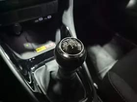 Toyota Yaris thumbnail 43