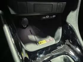 Toyota Yaris thumbnail 44