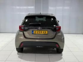 Toyota Yaris thumbnail 6