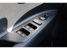 Kia Stonic thumbnail 60