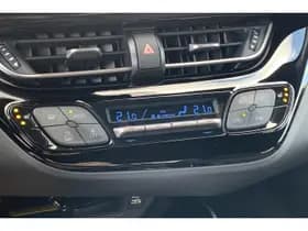 Toyota C-HR thumbnail 19