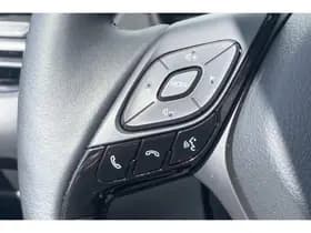 Toyota C-HR thumbnail 39