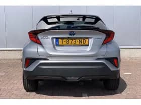 Toyota C-HR thumbnail 5