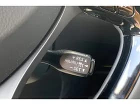 Toyota C-HR thumbnail 42