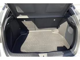 Toyota C-HR thumbnail 51