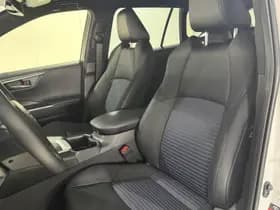 Toyota RAV4 thumbnail 3