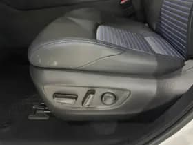 Toyota RAV4 thumbnail 29