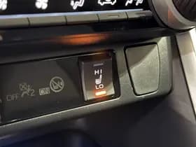 Toyota RAV4 thumbnail 65