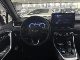Toyota RAV4 thumbnail 8