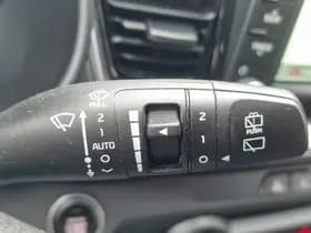 Kia Stonic thumbnail 77