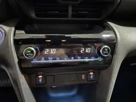 Toyota Yaris-cross thumbnail 17