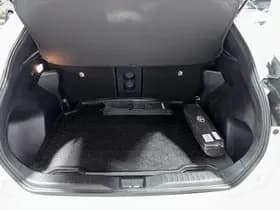 Toyota Yaris-cross thumbnail 59