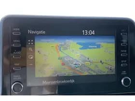 Toyota C-HR thumbnail 18