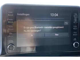 Toyota C-HR thumbnail 19