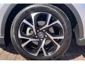 Toyota C-HR thumbnail 34