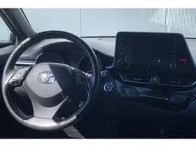 Toyota C-HR thumbnail 38