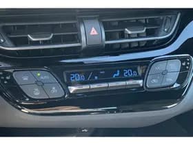 Toyota C-HR thumbnail 49