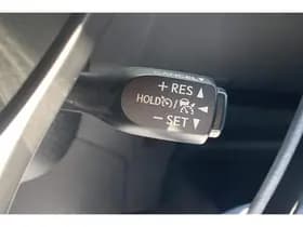 Toyota C-HR thumbnail 51