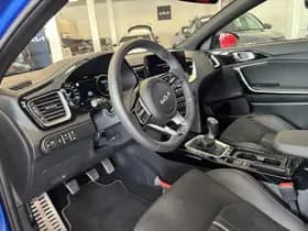 Kia XCeed thumbnail 3