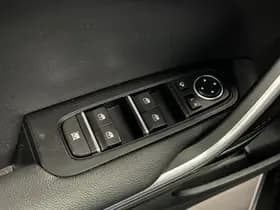 Kia XCeed thumbnail 3