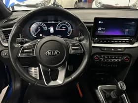 Kia XCeed thumbnail 4