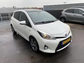 Toyota Yaris thumbnail 13