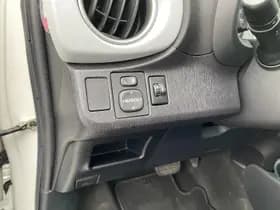 Toyota Yaris thumbnail 19